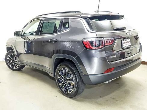 Used 2023 Jeep Compass Limited AWD/4WD image 5