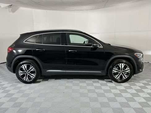 Used 2025 Mercedes-Benz GLA 250 image 9