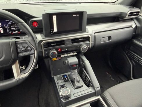 Used 2025 Toyota 4Runner TRD Sport AWD/4WD image 12