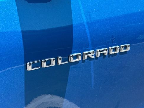 Used 2023 Chevrolet Colorado Trail Boss w/ Technology Package AWD/4WD image 6