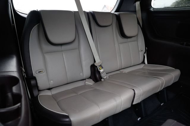 Used 2018 Kia Sedona SX Limited FWD image 29