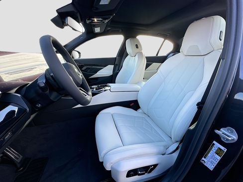 New 2026 BMW 530i w/ M Sport Package RWD image 15