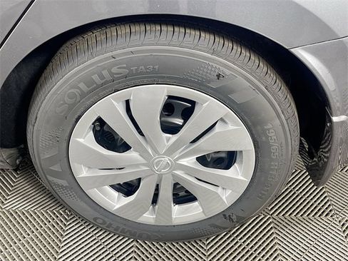 New 2025 Nissan Versa S w/ Trunk Package image 20