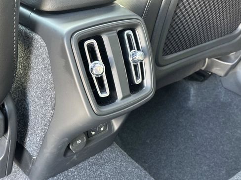 Certified 2026 Volvo XC40 B5 Plus w/ Protection Package Premier image 22