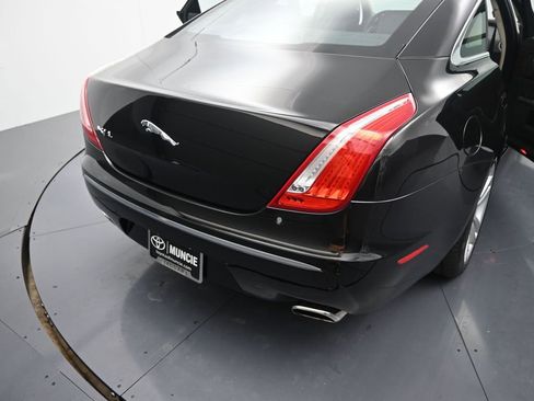Used 2011 Jaguar XJ L image 39