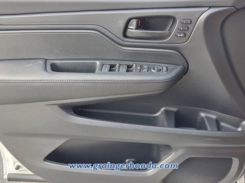 New 2026 Honda Odyssey EX-L image 17