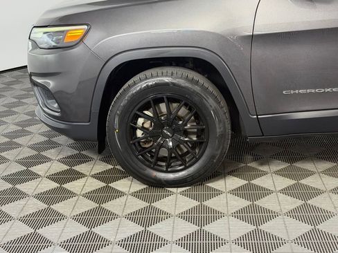 Used 2020 Jeep Cherokee Latitude Lux w/ Comfort/Convenience Group AWD/4WD image 11