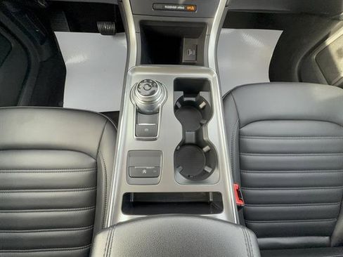 Certified 2022 Ford Edge SEL w/ Convenience Package image 17