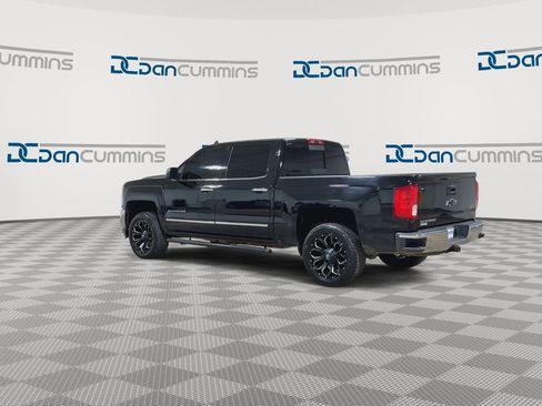 Used 2017 Chevrolet Silverado 1500 LTZ AWD/4WD image 6