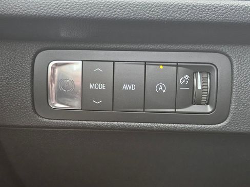 New 2026 Chevrolet Traverse Z71 w/ Enhanced Driving Package AWD/4WD image 31