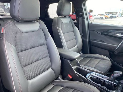 Used 2023 Chevrolet TrailBlazer RS w/ Sun and Liftgate Package FWD image 22
