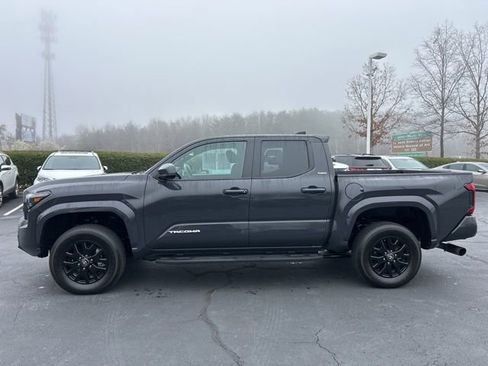 Used 2024 Toyota Tacoma TRD Sport image 10