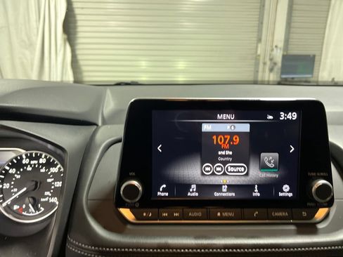 Used 2025 Nissan Rogue SV FWD image 26