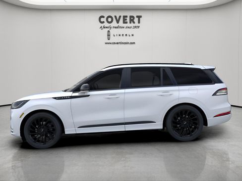 New 2025 Lincoln Aviator Reserve w/ Luxury Package image 3