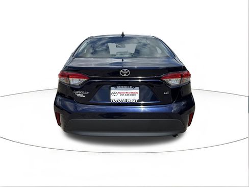 Used 2024 Toyota Corolla LE FWD image 4