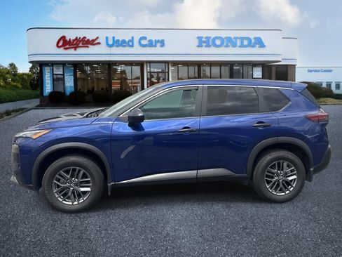 Used 2023 Nissan Rogue S AWD/4WD image 2