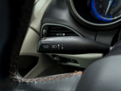 Used 2019 Chrysler Pacifica Touring-L Plus w/ Advanced Safetytec Group image 24