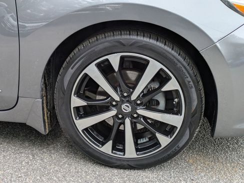 Used 2018 Nissan Altima 2.5 SR image 12