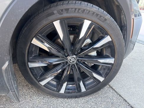 Used 2024 Toyota Crown Platinum image 13