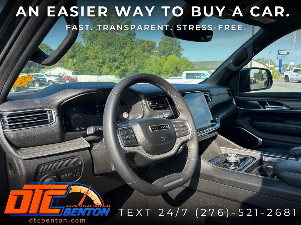 Used 2024 Jeep Wagoneer Series II AWD/4WD image 10