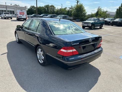 Used 2004 Lexus LS 430 w/ Premium Pkg RWD image 16