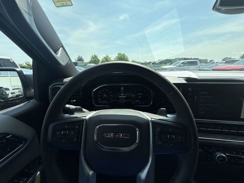 Certified 2024 GMC Sierra 1500 SLT w/ SLT Premium Plus Package image 17