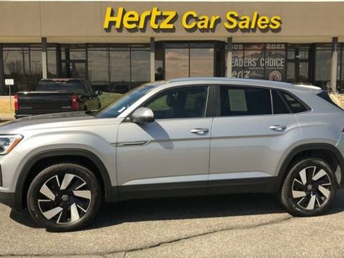 Used 2025 Volkswagen Atlas Cross Sport SE AWD/4WD image 5