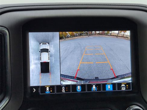 Used 2022 GMC Sierra 3500 Denali w/ Denali Ultimate Package image 18