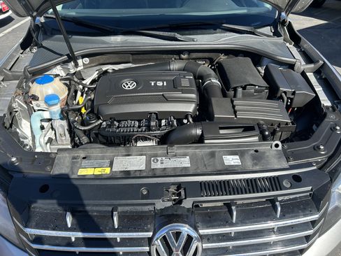 Used 2014 Volkswagen Passat 1.8T SEL Premium image 10