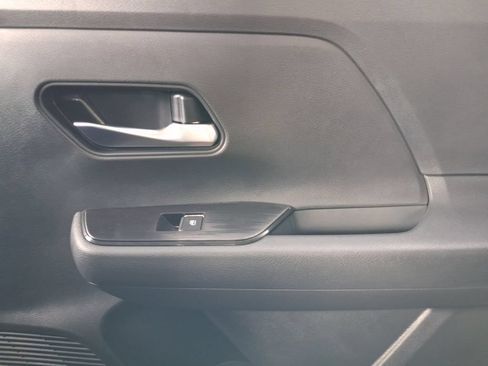 New 2026 Nissan Kicks SR w/ SR Premium Package FWD image 26