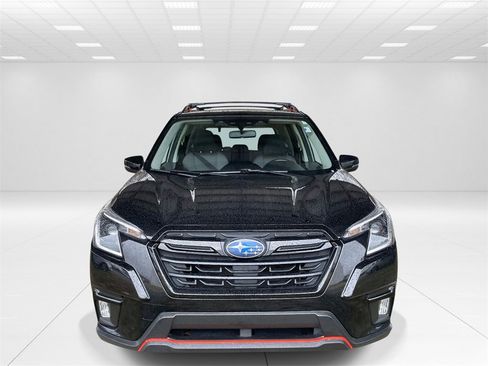 Used 2022 Subaru Forester Sport image 2