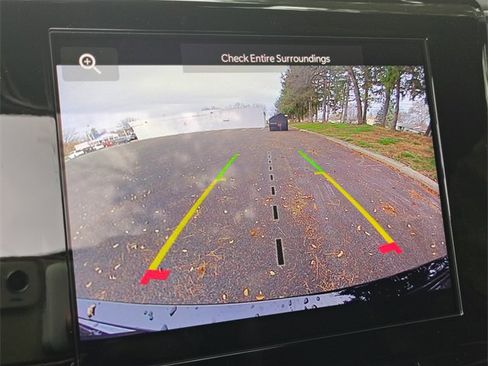 New 2025 Jeep Grand Cherokee Altitude image 3