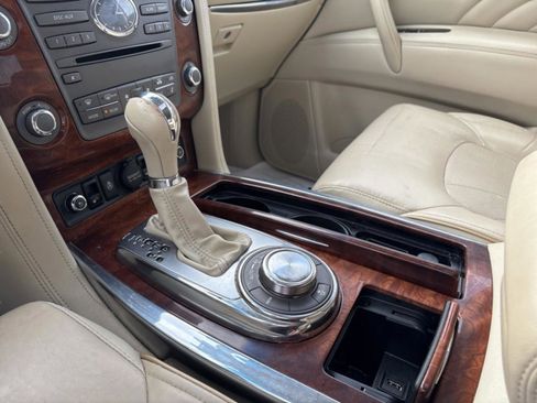 Used 2016 INFINITI QX80 4WD w/ Deluxe Technology Package image 22