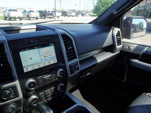 Used 2018 Ford F150 Lariat w/ Equipment Group 502A Luxury AWD/4WD image 19