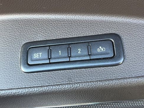 Used 2018 GMC Yukon Denali w/ Open Road Package image 19