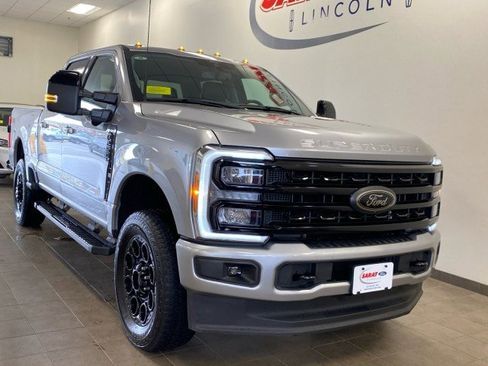 Used 2024 Ford F250 Lariat w/ Black Appearance Package AWD/4WD image 2