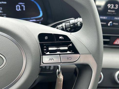 New 2026 Hyundai Elantra SE FWD image 9