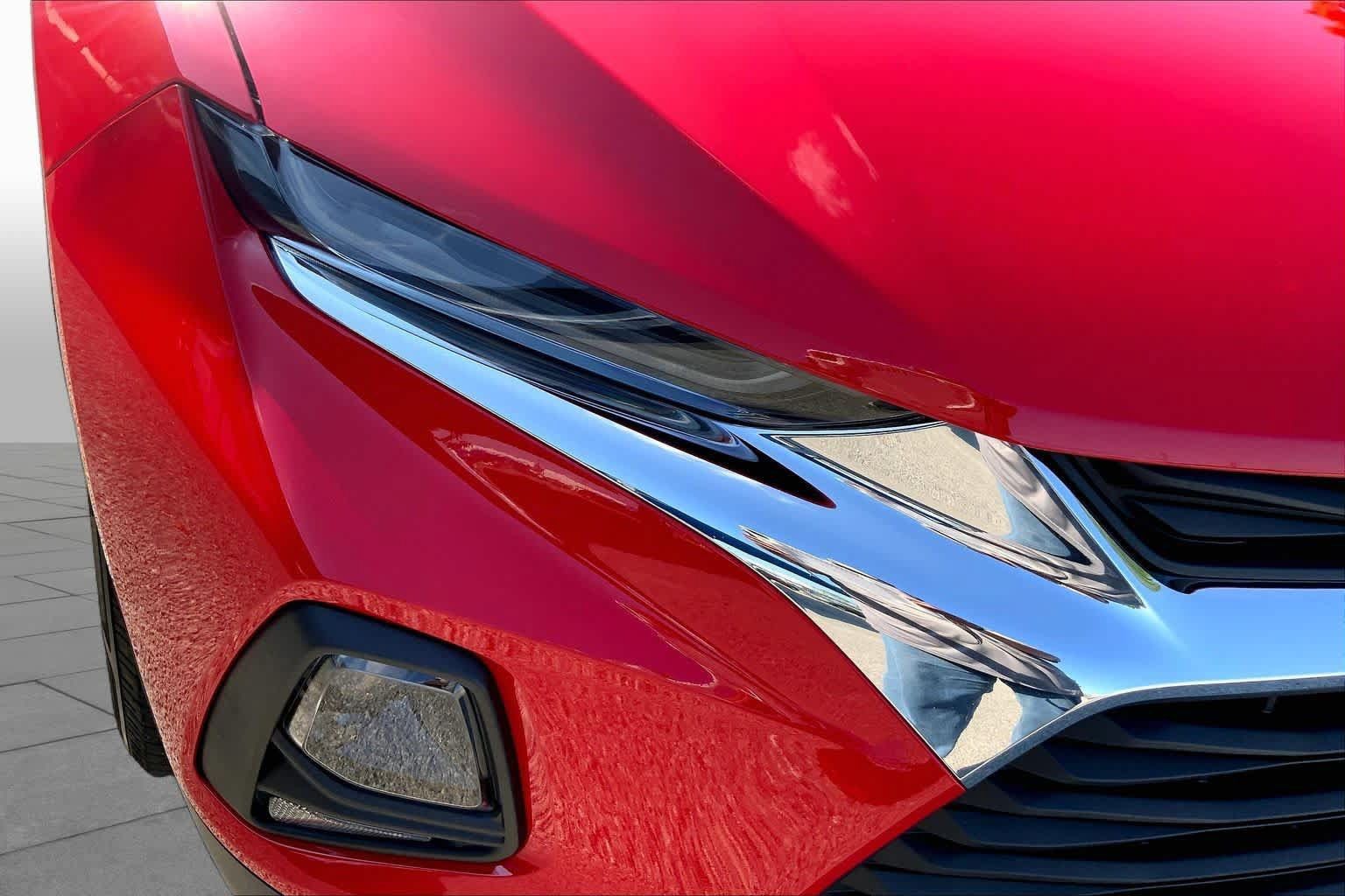 Used 2019 Chevrolet Blazer LT FWD image 28