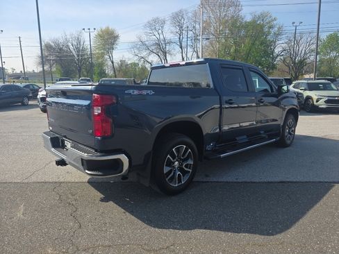 Used 2022 Chevrolet Silverado 1500 LT w/ Protection Package AWD/4WD image 5