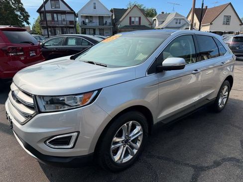 Used 2018 Ford Edge SEL w/ Equipment Group 201A AWD/4WD image 3