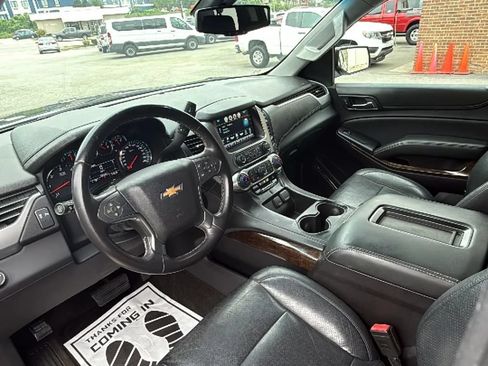 Used 2016 Chevrolet Suburban LS RWD image 23
