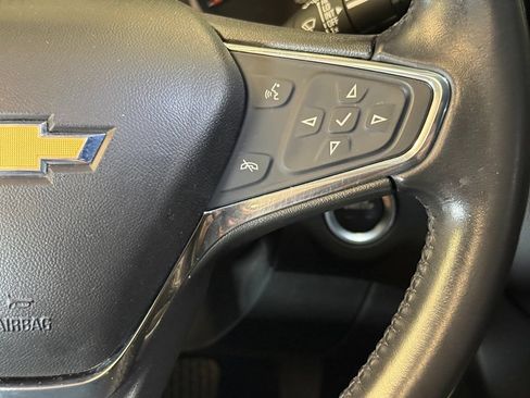 Used 2020 Chevrolet Equinox LT AWD/4WD image 12