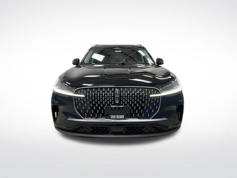 Used 2025 Lincoln Aviator Reserve image 12