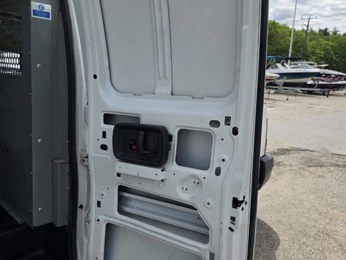 Used 2006 Chevrolet Express 1500 RWD image 21