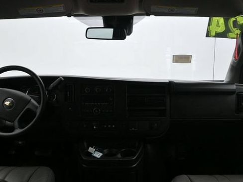 Used 2024 Chevrolet Express 3500 LS RWD image 16