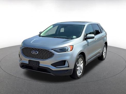 Used 2024 Ford Edge SEL AWD/4WD image 5