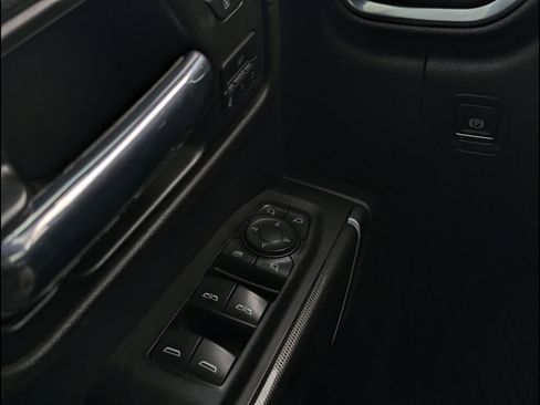 Used 2020 GMC Sierra 1500 AT4 w/ Driver Alert Package I image 29