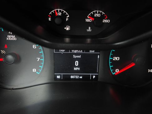 Used 2022 Chevrolet Colorado LT w/ LT Convenience Package image 24