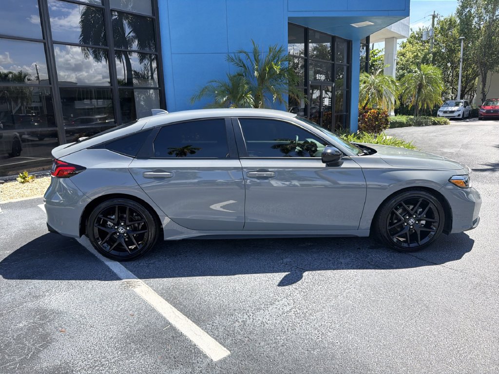 Certified 2025 Honda Civic Sport image 9