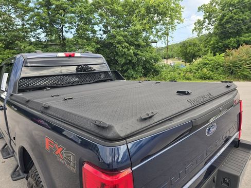 Used 2020 Ford F250 Lariat w/ Lariat Value Package AWD/4WD image 12
